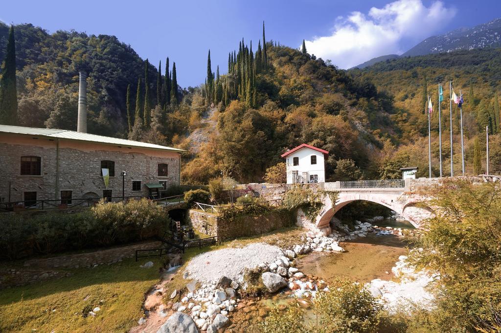 Ca Del Borgo Historic Village Toscolano-Maderno Exterior foto
